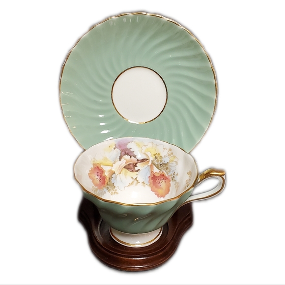 Aynsley Floral Tea Cup and Saucer - Picture 1 of 13